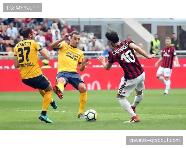 佛罗伦萨客场2-1战胜科莫，保级关键战取宝贵三分