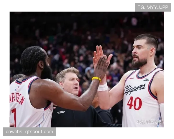 快船赛季初6胜21负西部垫底，1月起完成史诗级翻身